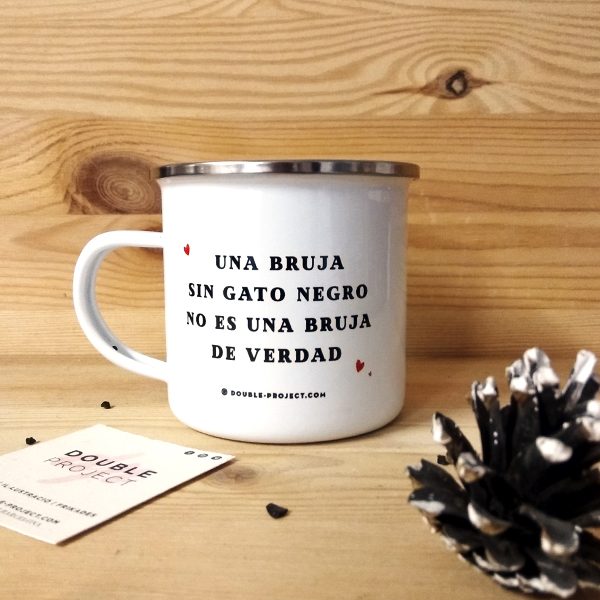 Taza vintage metálica Una brija sin gato negro no es una bruja de verdad | Double Project