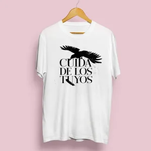 Camiseta Cuida de los tuyos