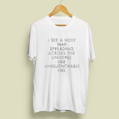 Camiseta holy war spreading across the universe
