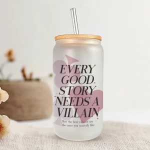 Vaso con taza y pajita Needs a Villain